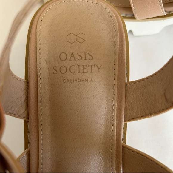 Oasis Society Women’s Platform Gladiator Sandal in Light Tan/White, Size 8.5 - Picture 9 of 9